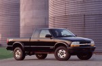 2001-chevrolet-s-10-pickup-image-001-1024