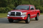 2005-dodge-dakota-truck-image-0004-1024